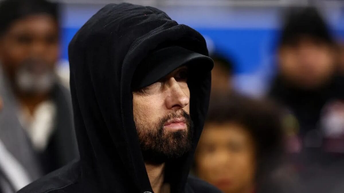 Ex-funcionário de Eminem é preso por vazar faixas inéditas