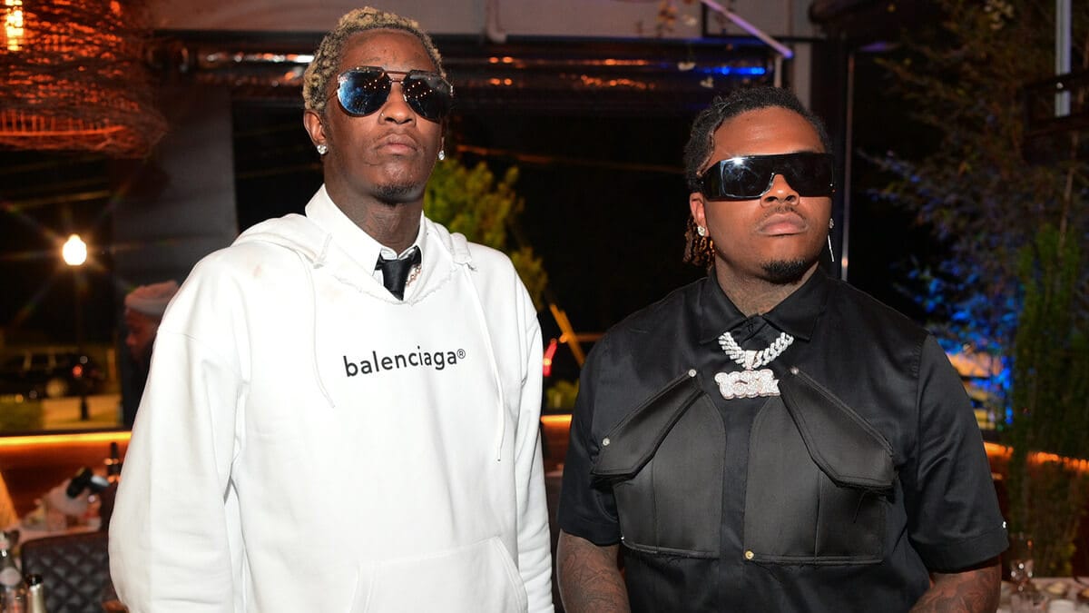 Gunna troca tatuagem da YSL por novo desenho e Young Thug comenta