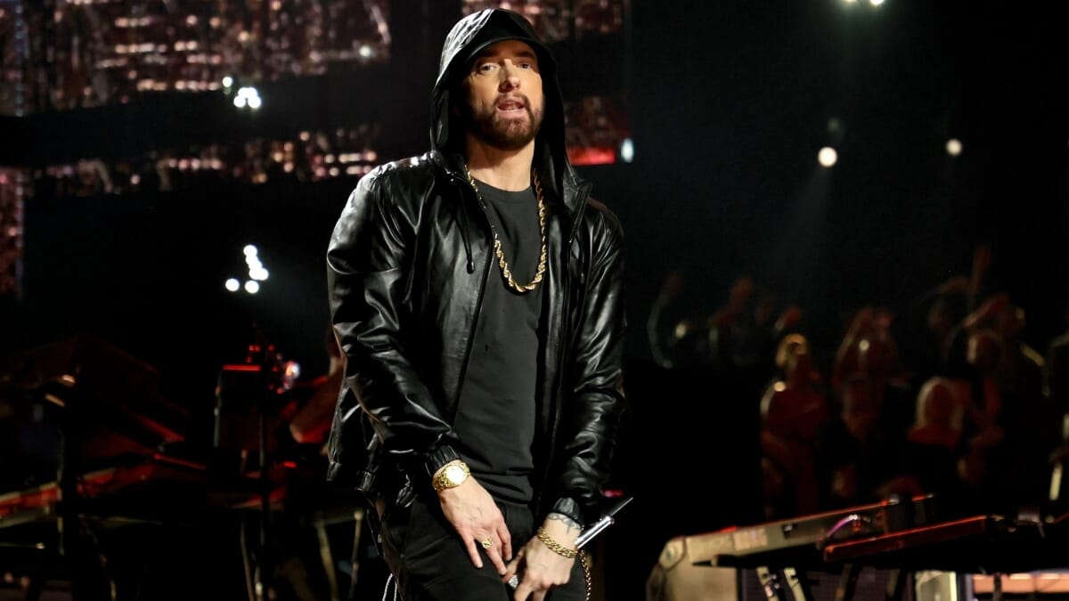 Homem que invadiu a casa de Eminem pega de 15 a 30 anos de prisão em sentença