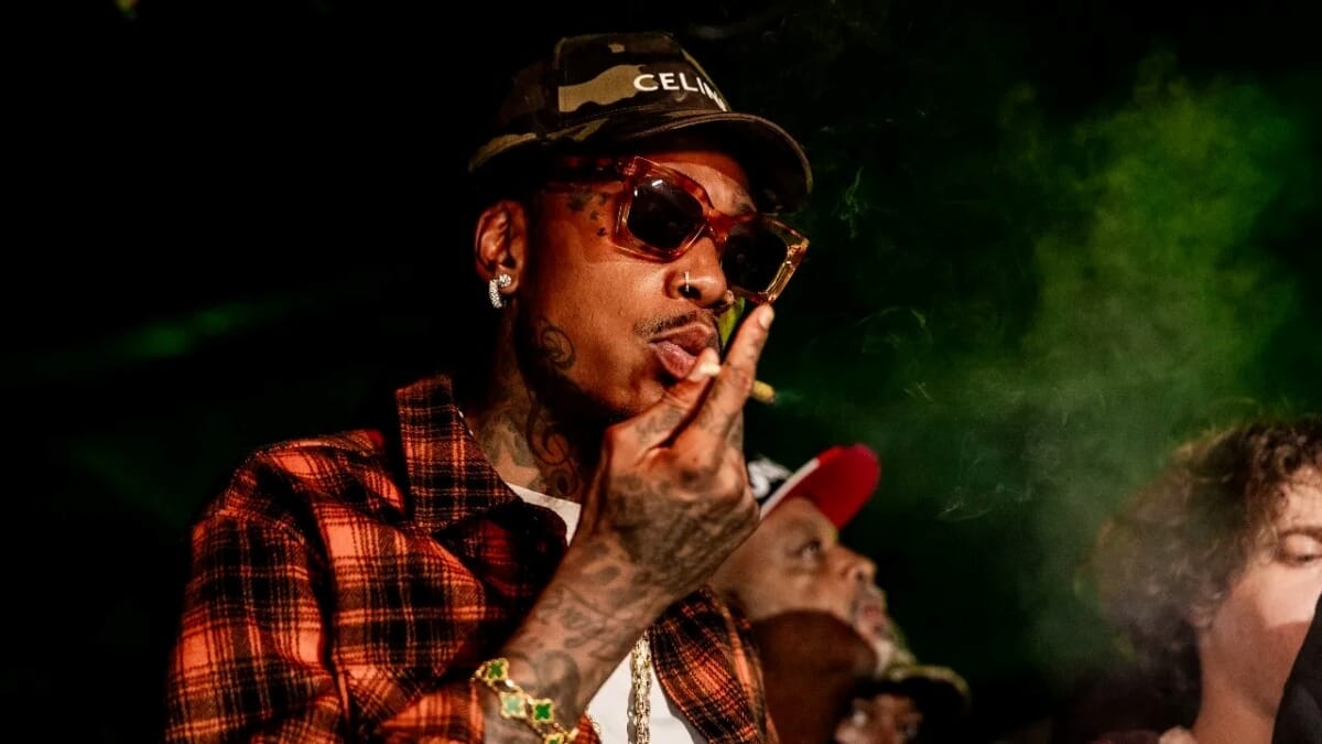 Wiz Khalifa confirma que fuma 30 baseados por dia