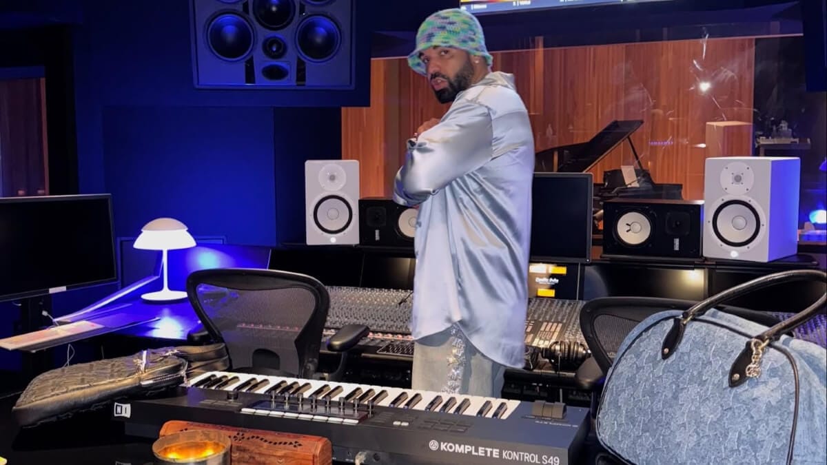 CEO da Universal chama acusação de Drake sobre 'Not Like Us' de ridícula