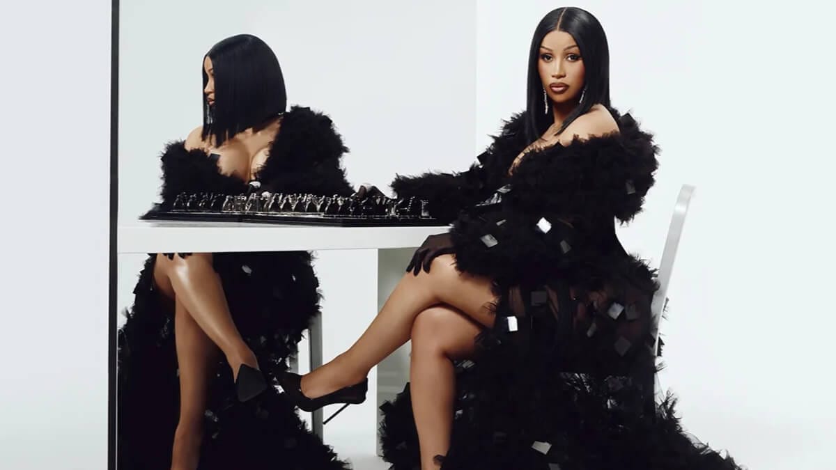 Cardi B comenta tretas entre mulheres na cena do rap