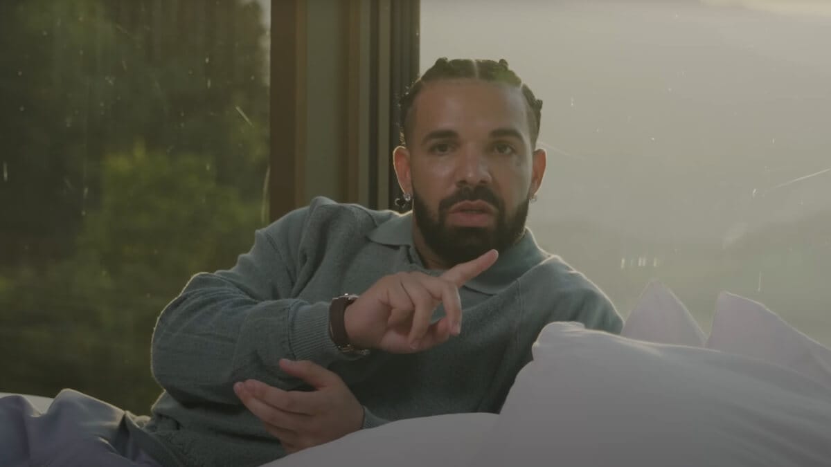 Drake diz que fica 'sensível' quando o chamam de aproveitador cultural