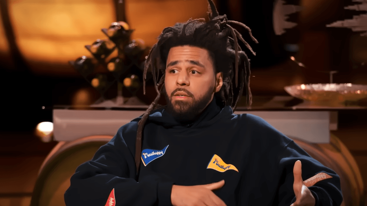 J. Cole comenta recepção do álbum 'The Fall-Off' e revela sua música preferida