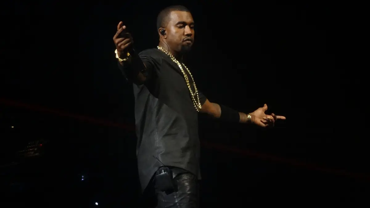Festival é cancelado após Kanye West ser barrado no Reino Unido Festival é cancelado após Kanye West ser barrado no Reino Unido